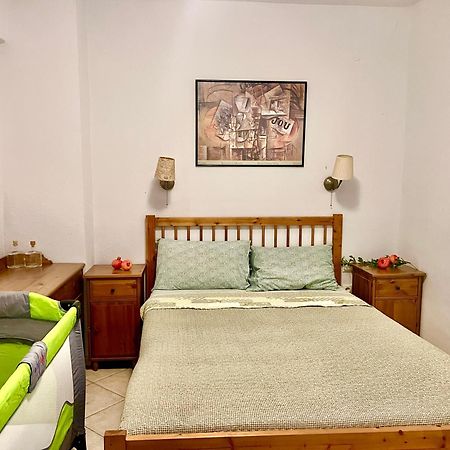 Appartamento Tradiotional House Metamorfosi  Esterno foto
