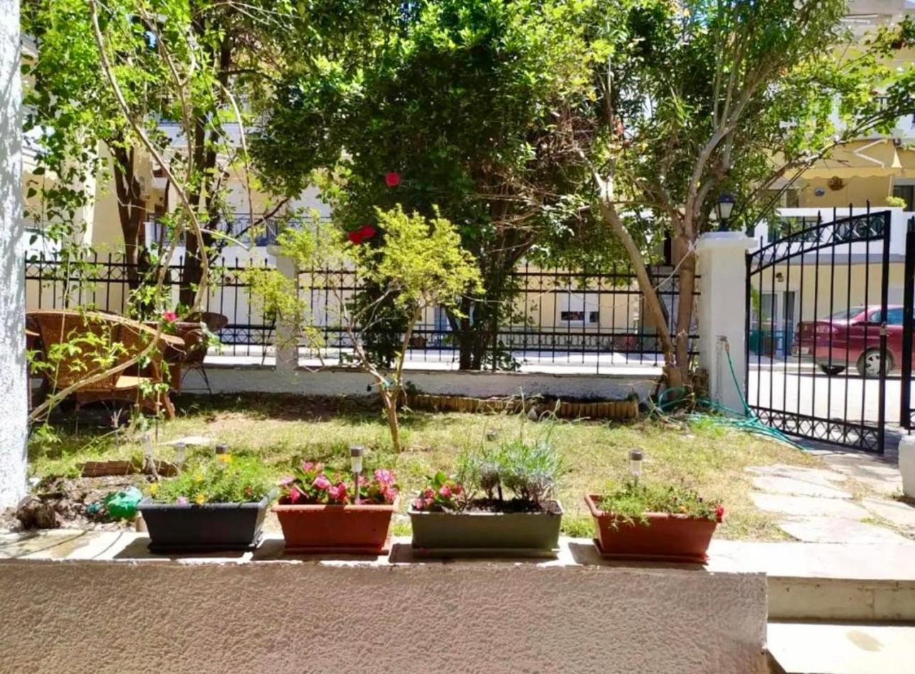 Appartamento Tradiotional House Metamorfosi  Esterno foto